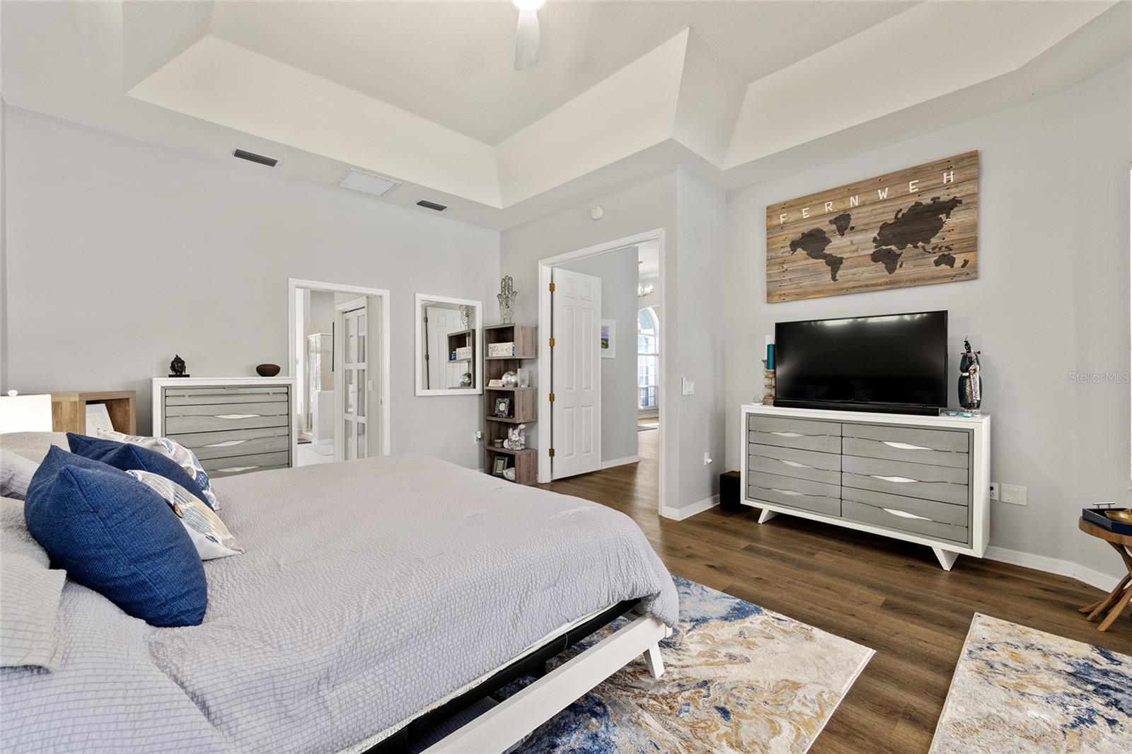 SUMMIT DOWNS - Residential