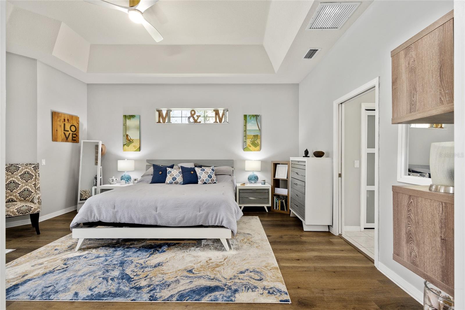 SUMMIT DOWNS - Residential