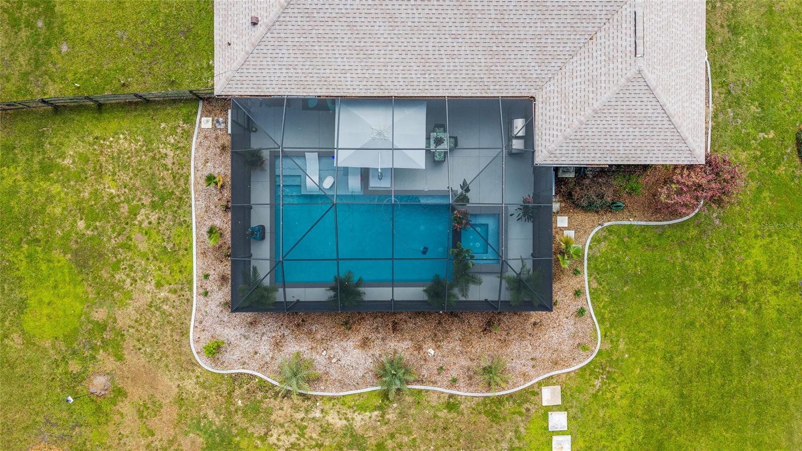 SUMMIT DOWNS - Residential