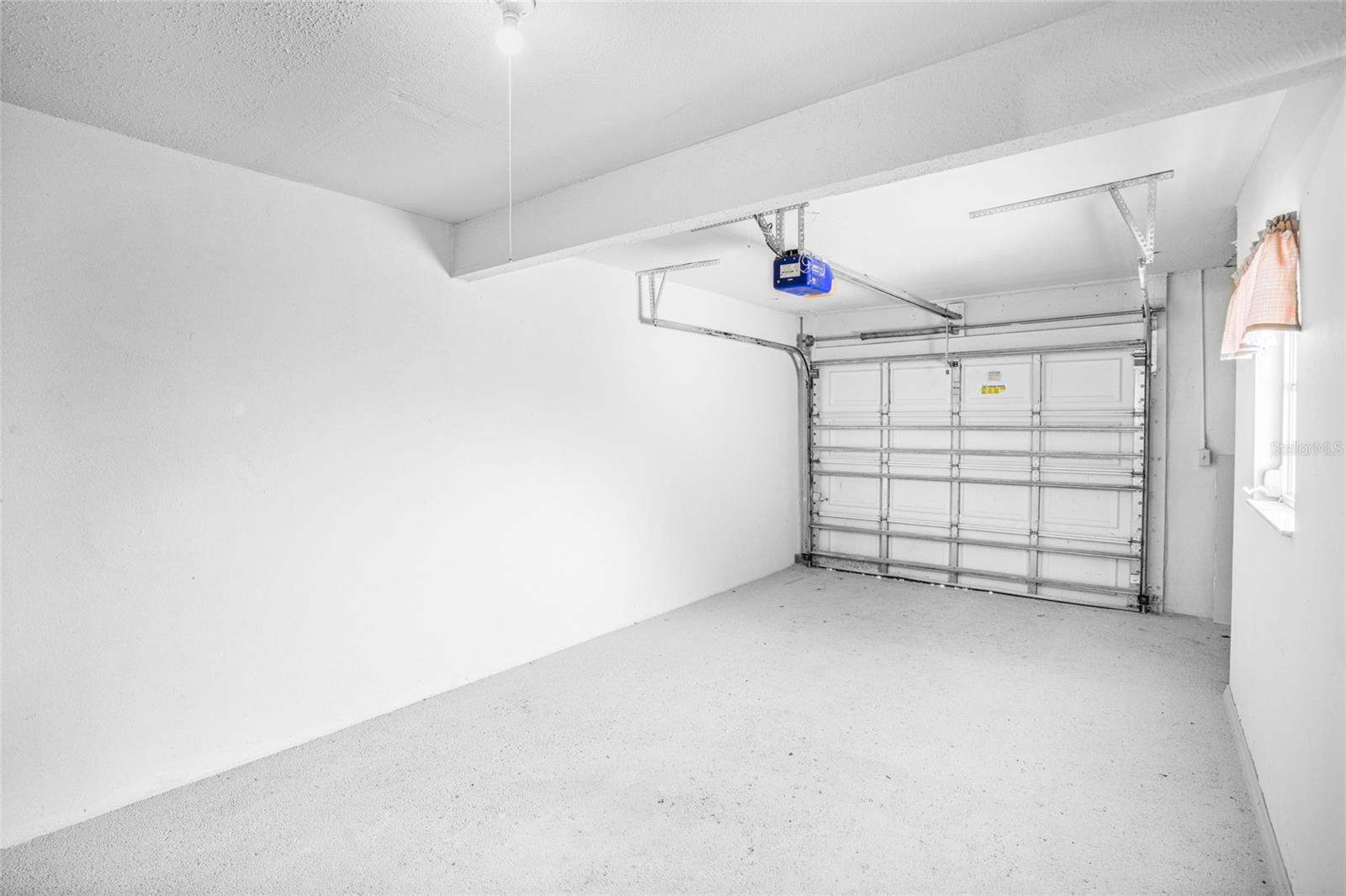 PORT CHARLOTTE SUB 03 - Residential Lease