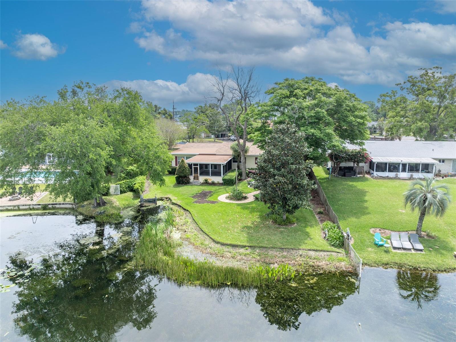 ARDSLEY MANOR - Residential