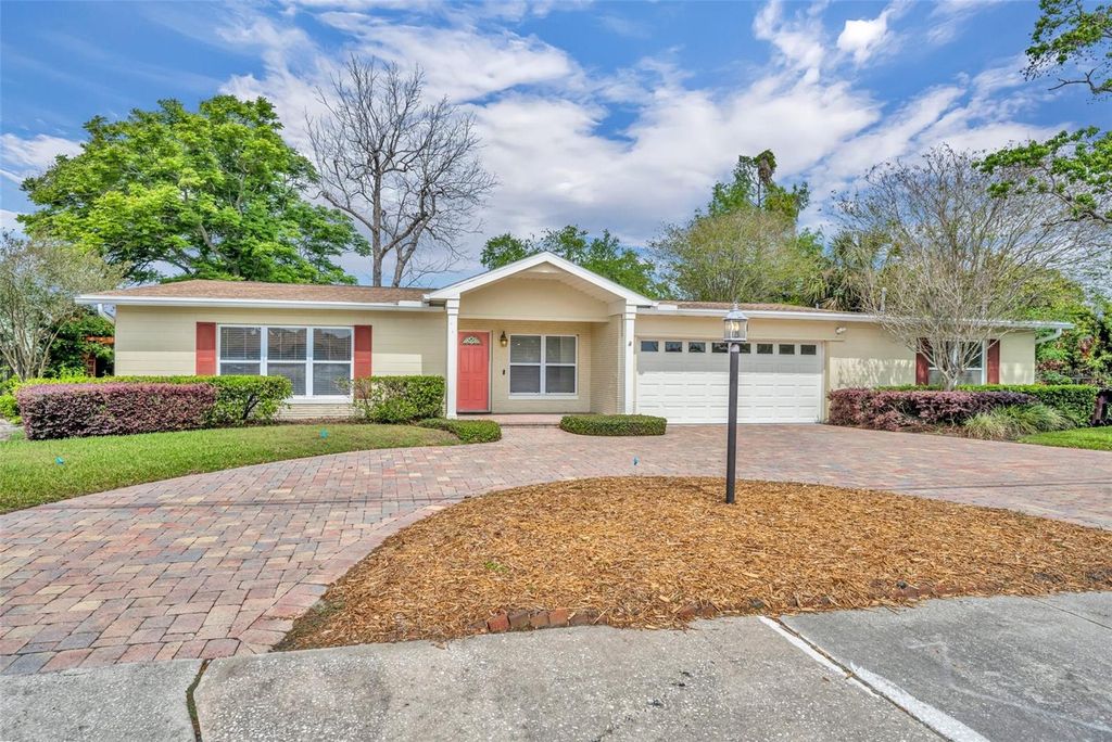 Photo of 1329 Maury Road, Orlando, FL 32804 (MLS # O6350787)