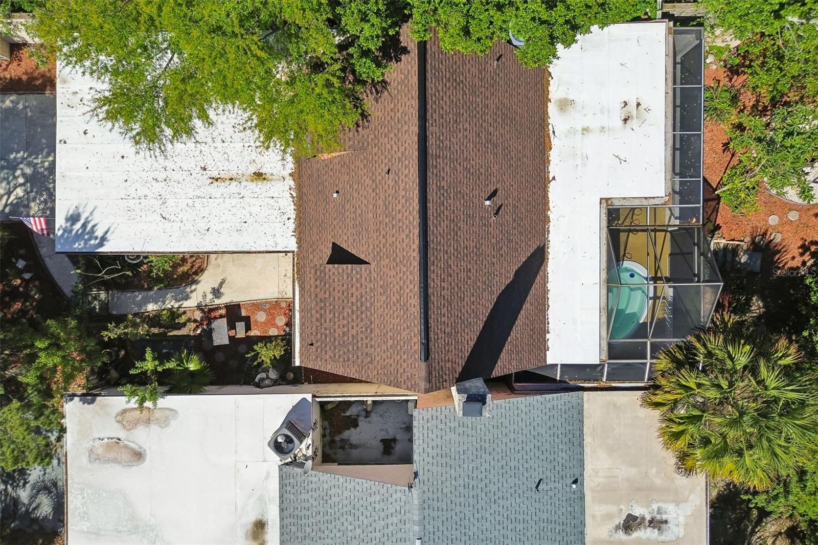 BEACON WOODS VILLAGE - Residential