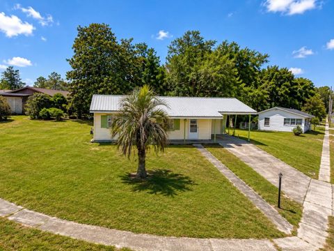 Tiny photo for 1766 W Gardenia Drive, Citrus Springs, FL 34434 (MLS # OM724577)