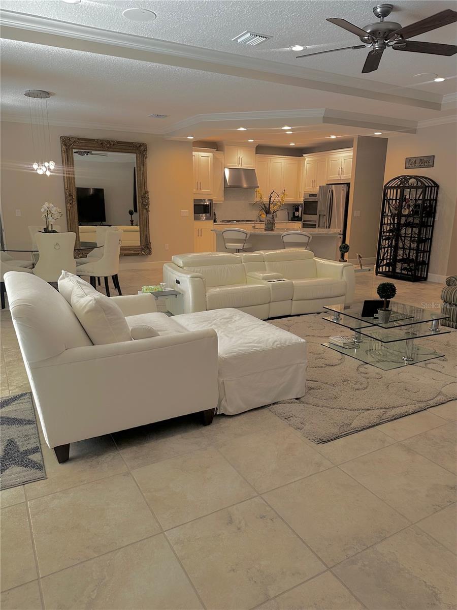 ARBOR OAKS - Residential