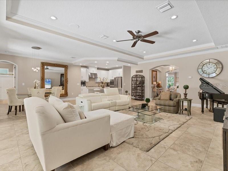 ARBOR OAKS - Residential