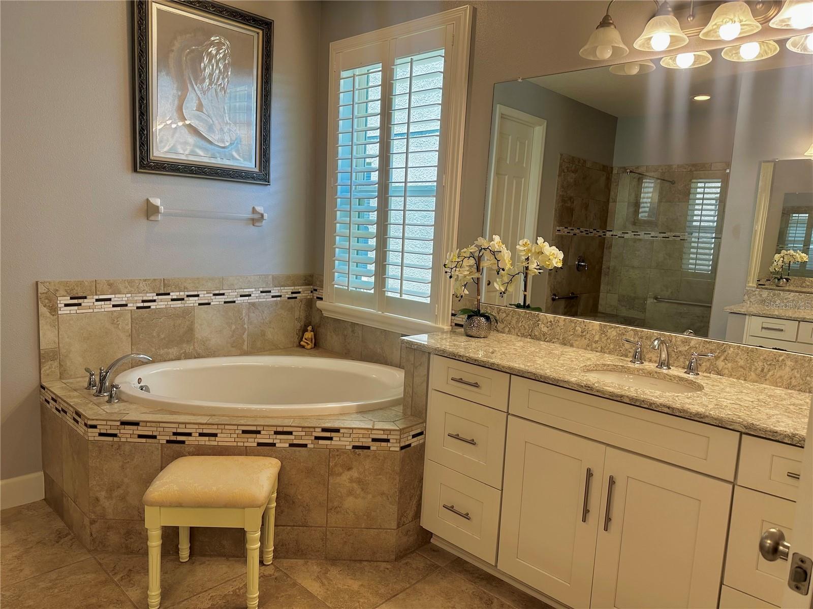 ARBOR OAKS - Residential