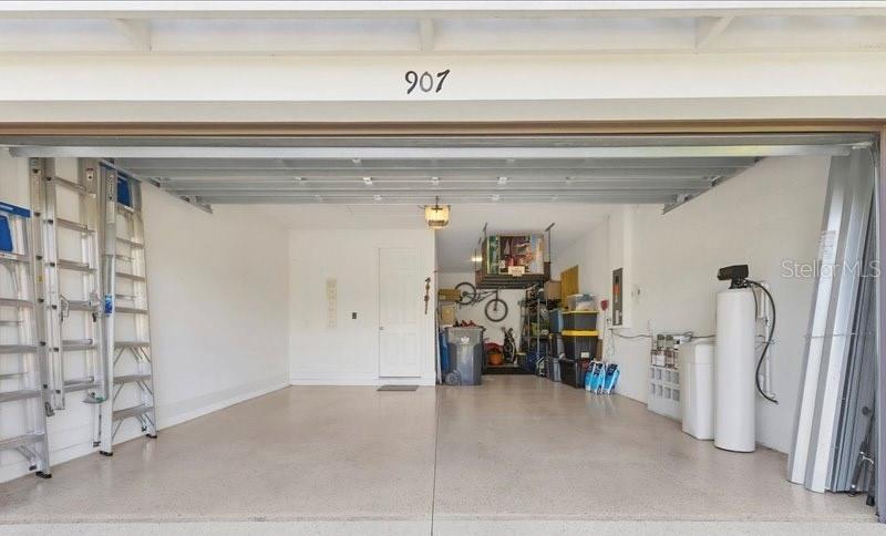 ARBOR OAKS - Residential