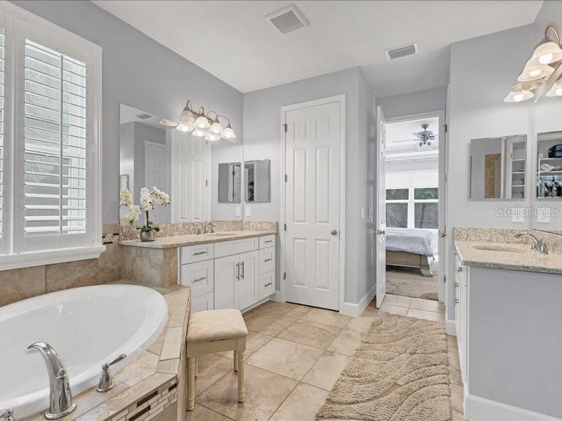 ARBOR OAKS - Residential