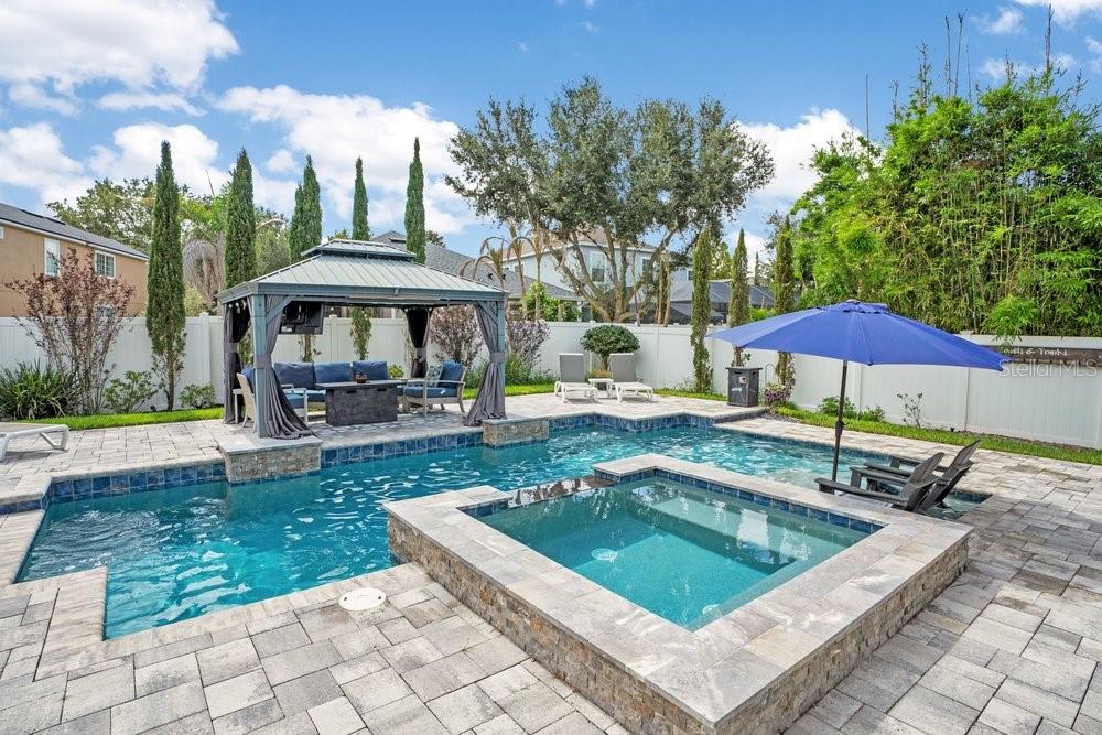 8840 ABBEY LEAF LANE