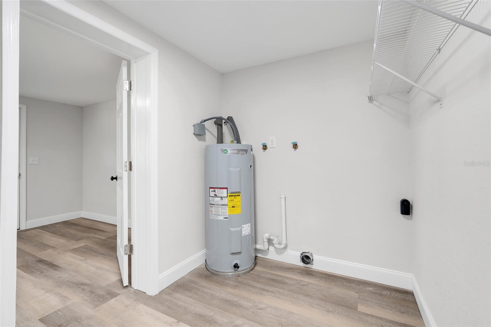 OAK GROVE MOBILE HOMES - Residential