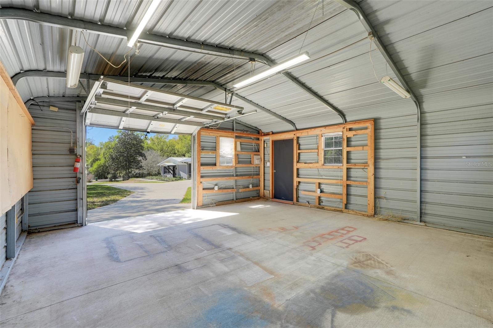 OAK GROVE MOBILE HOMES - Residential