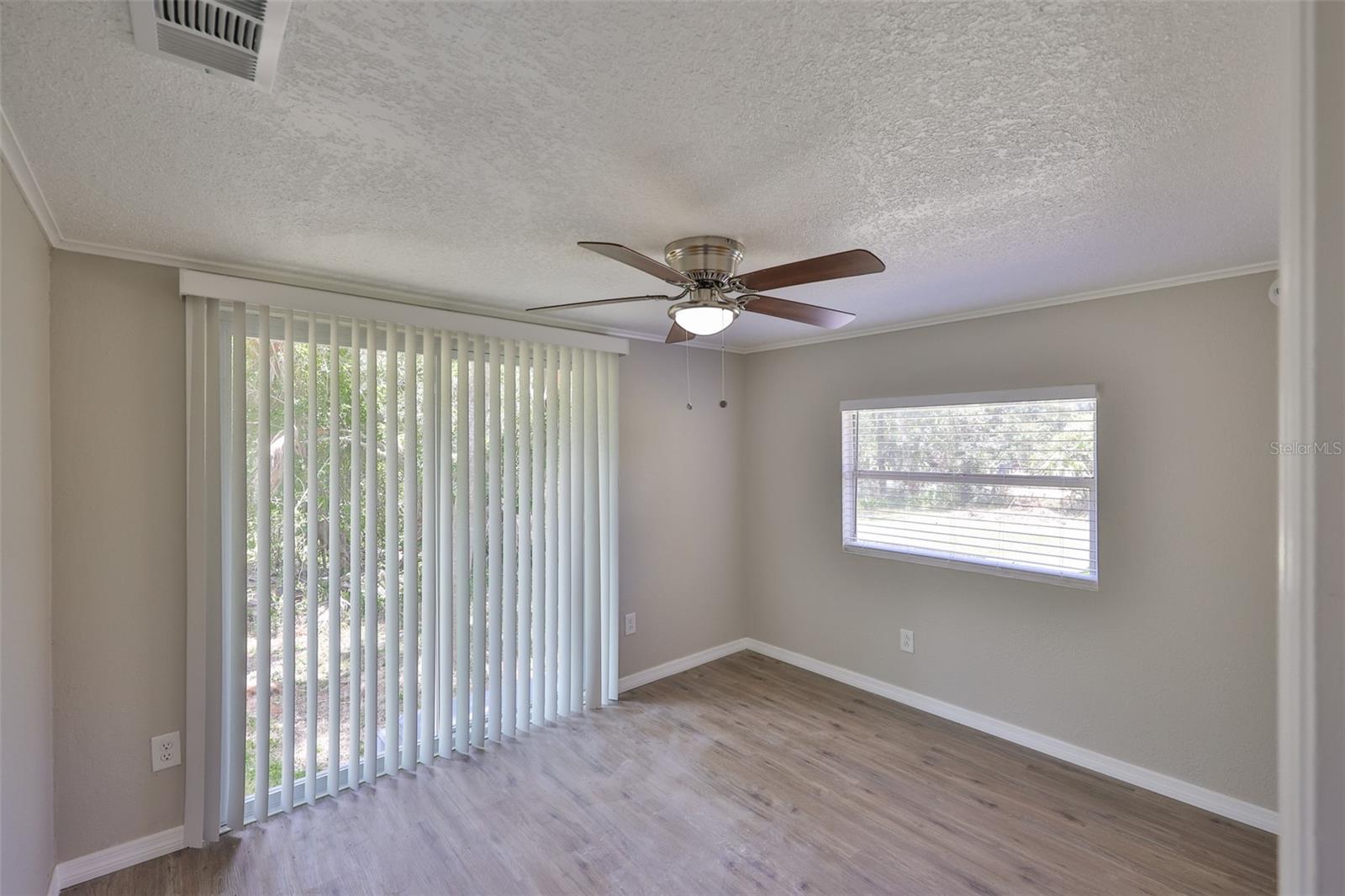 RUSKIN COLONY FARMS 1ST EXTENS - Land