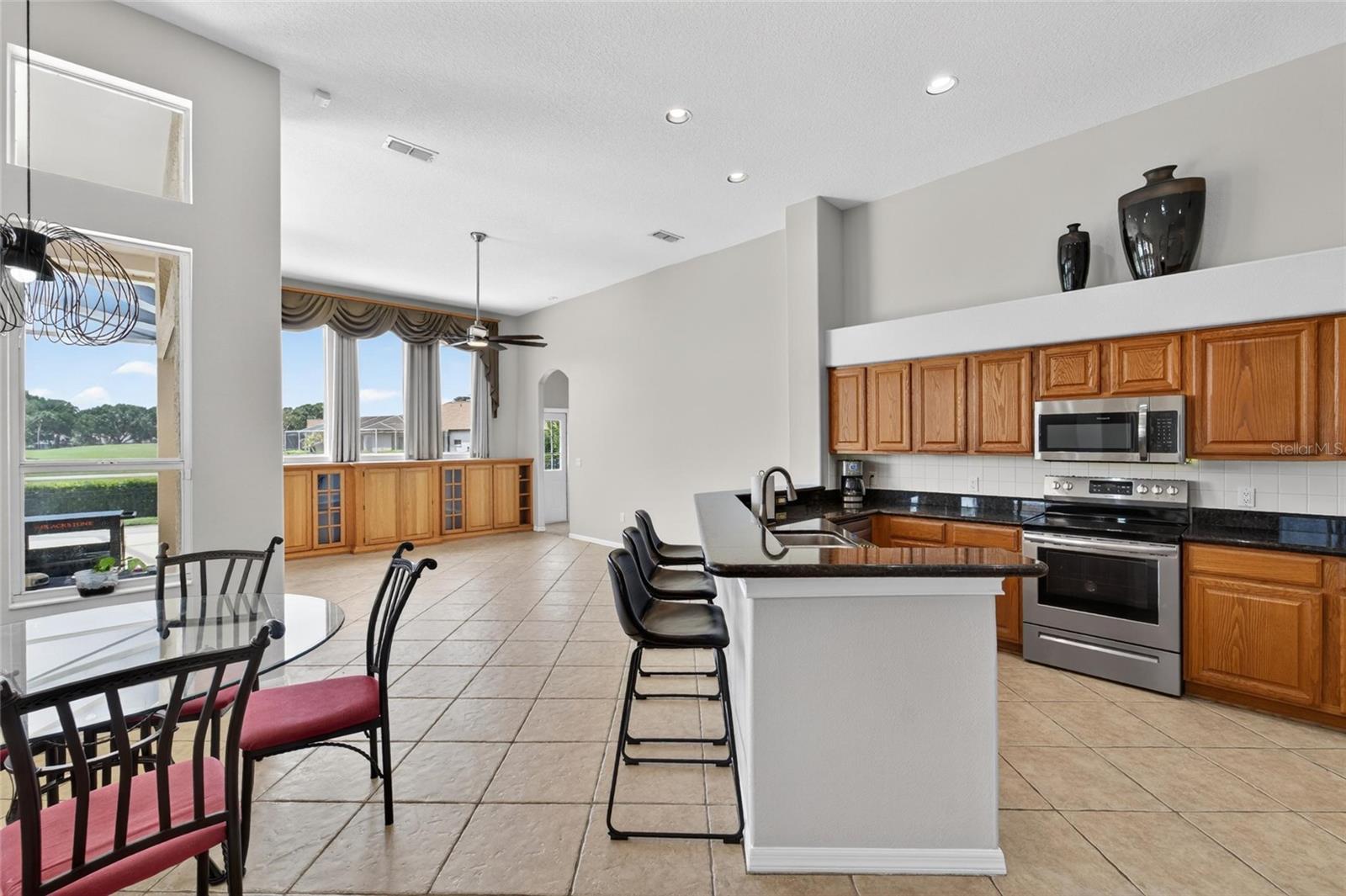 37B RIVER HILLS COUNTRY CLUB PARCEL 11 - Residential