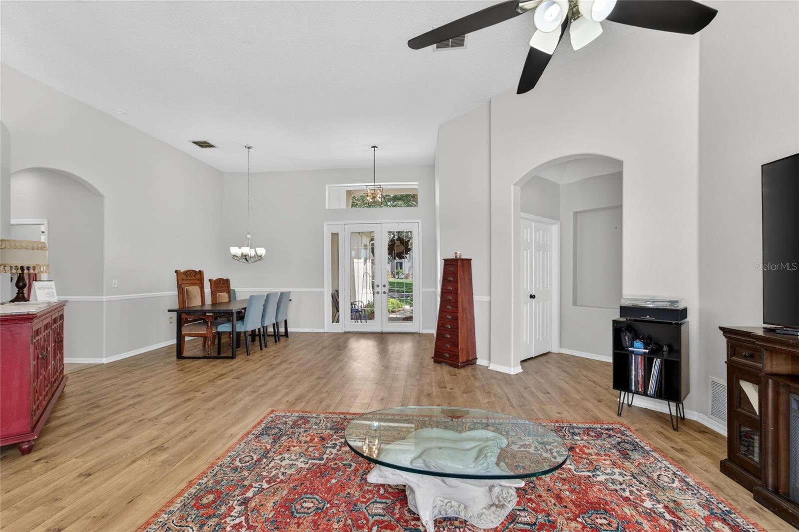37B RIVER HILLS COUNTRY CLUB PARCEL 11 - Residential