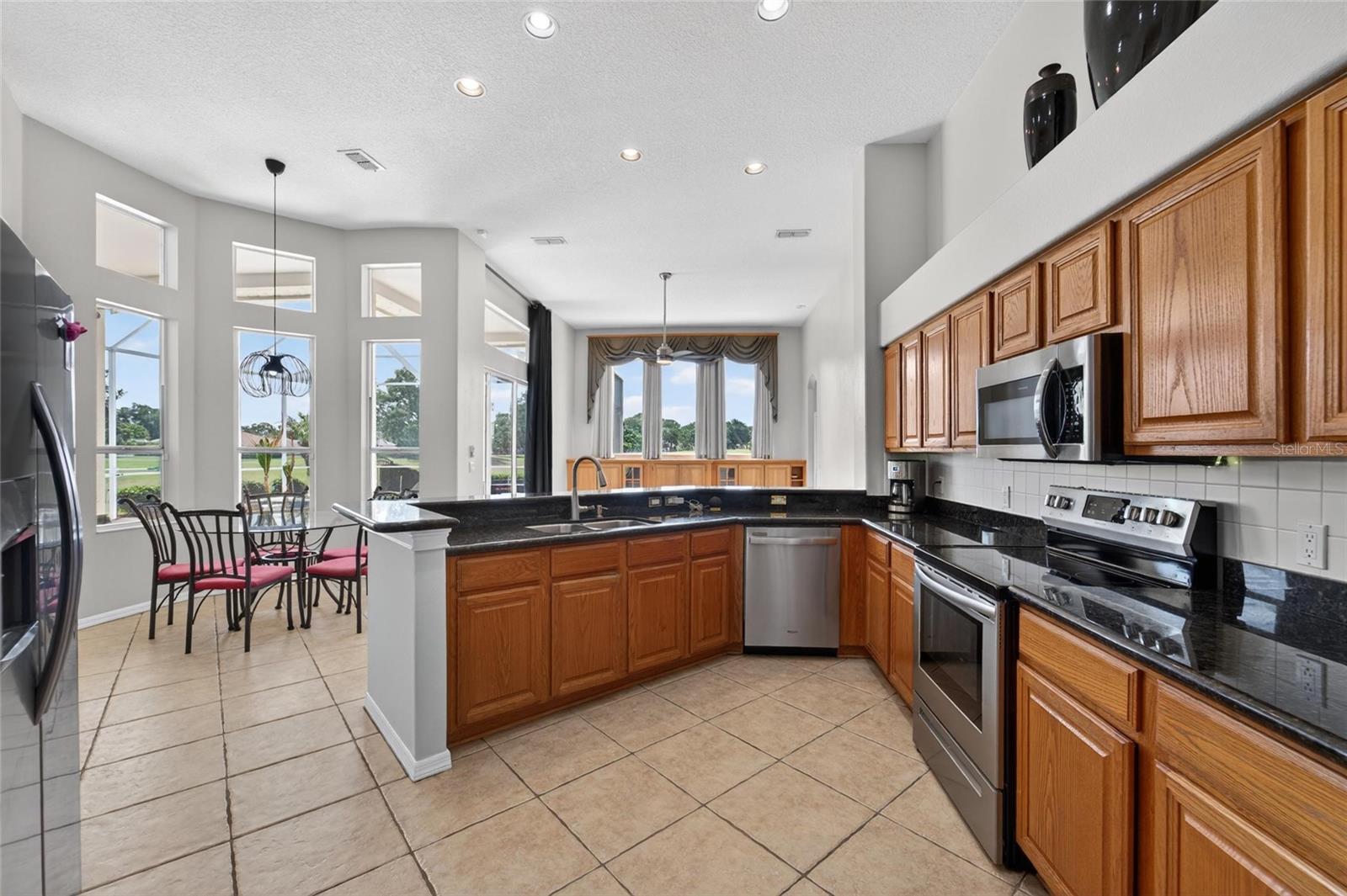 37B RIVER HILLS COUNTRY CLUB PARCEL 11 - Residential