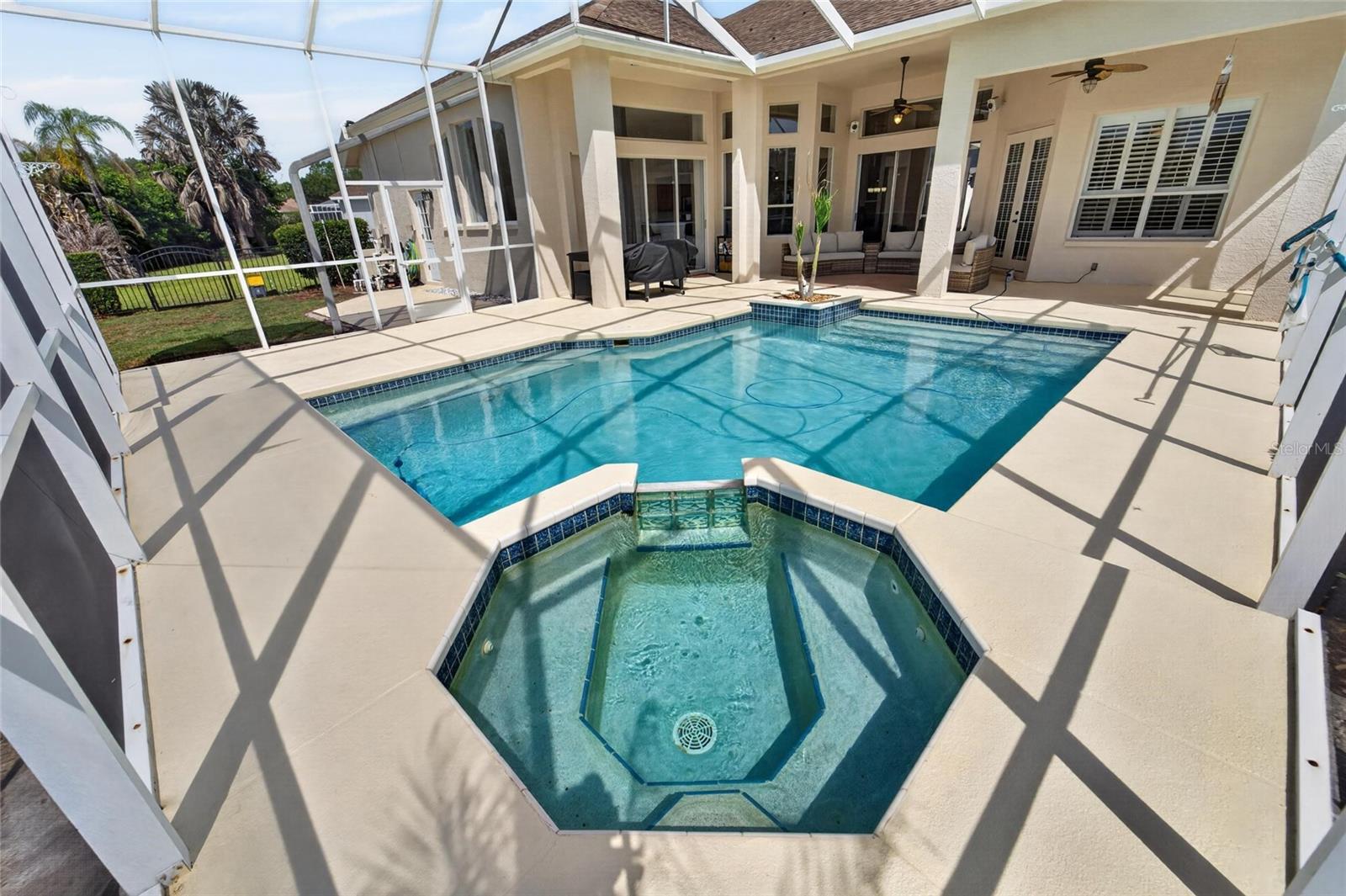 37B RIVER HILLS COUNTRY CLUB PARCEL 11 - Residential