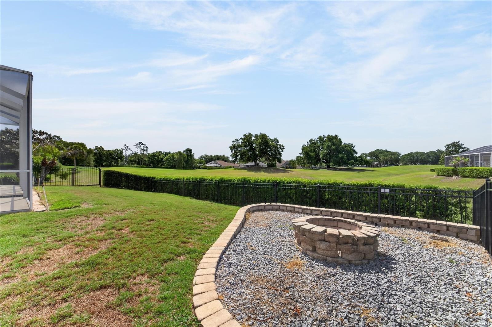 37B RIVER HILLS COUNTRY CLUB PARCEL 11 - Residential