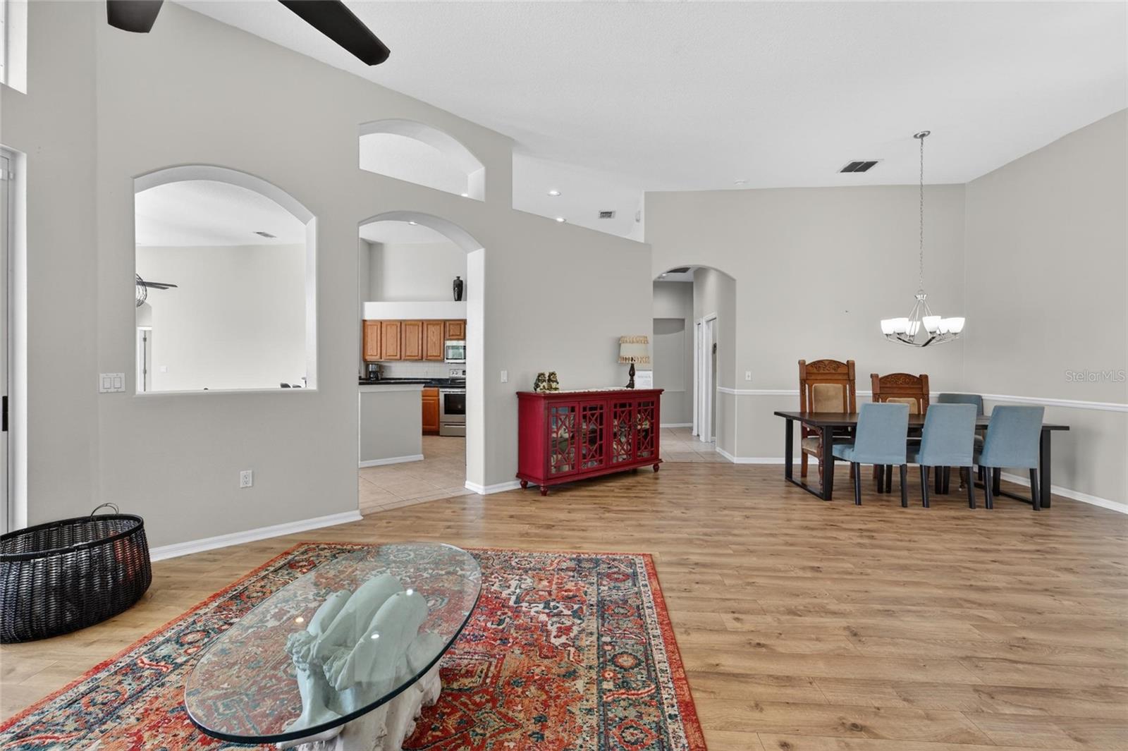 37B RIVER HILLS COUNTRY CLUB PARCEL 11 - Residential