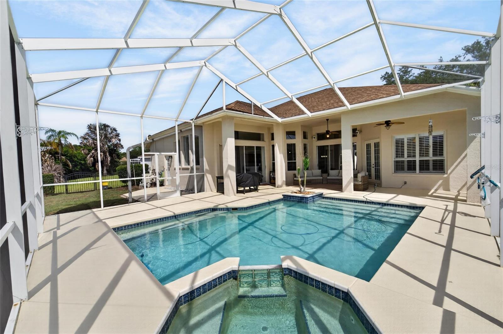 37B RIVER HILLS COUNTRY CLUB PARCEL 11 - Residential