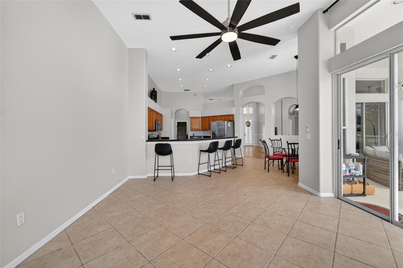 37B RIVER HILLS COUNTRY CLUB PARCEL 11 - Residential