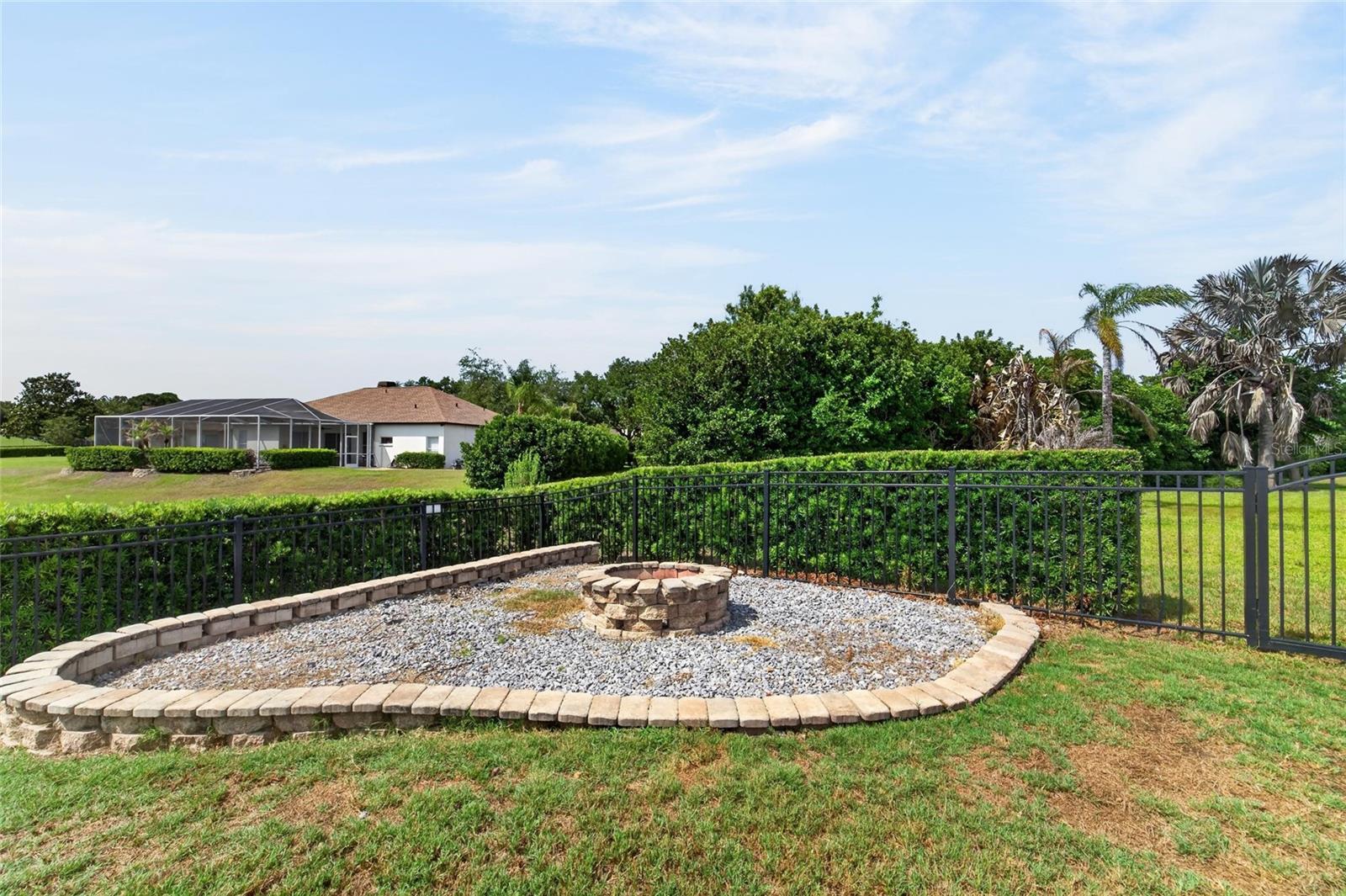 37B RIVER HILLS COUNTRY CLUB PARCEL 11 - Residential