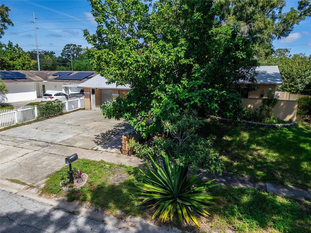 Photo of 7003 Summerbridge Drive, Tampa, FL 33634 (MLS # TB8553338)