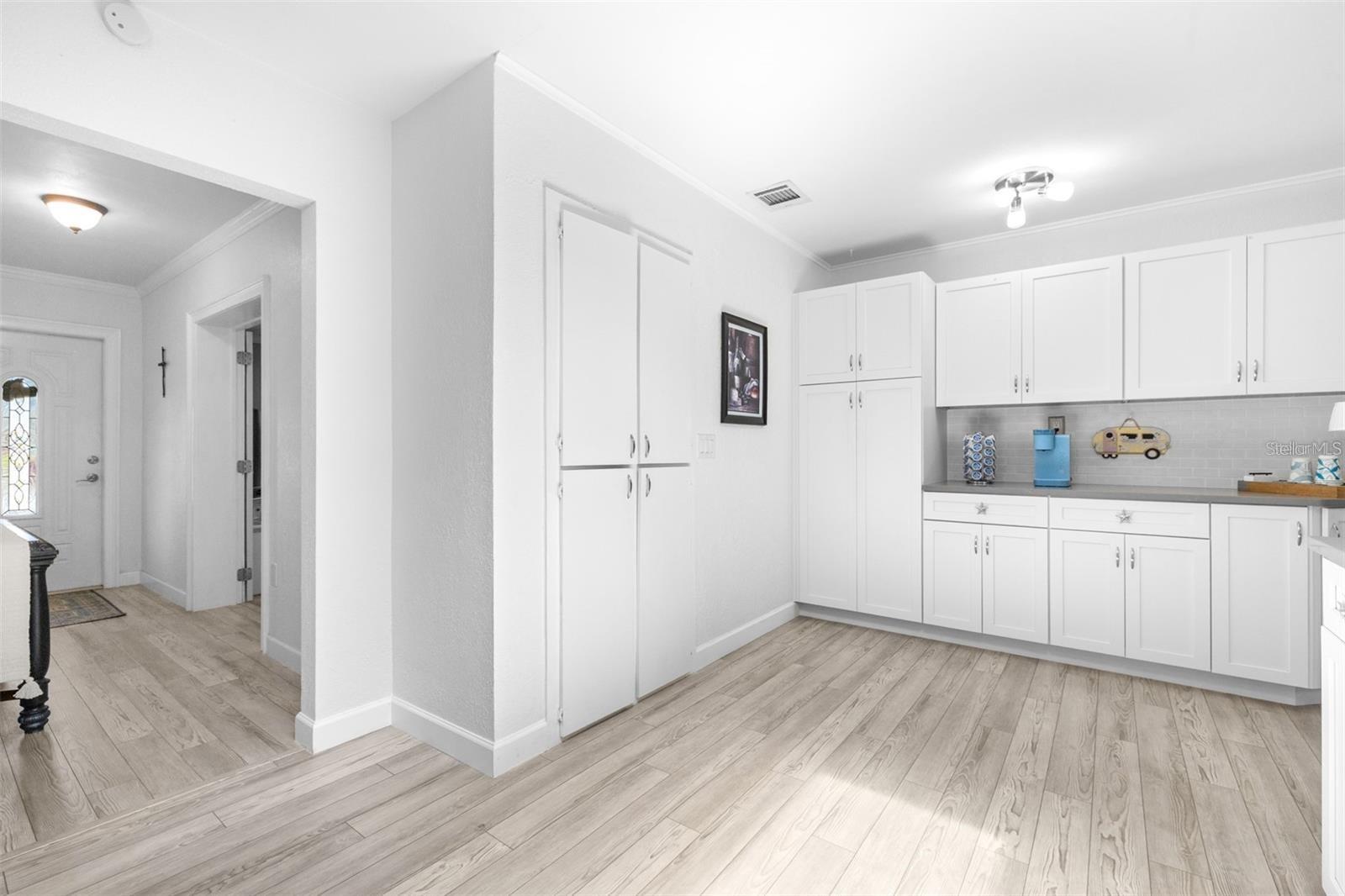 ELOISE WOODS LAKE ROY UNIT - Residential