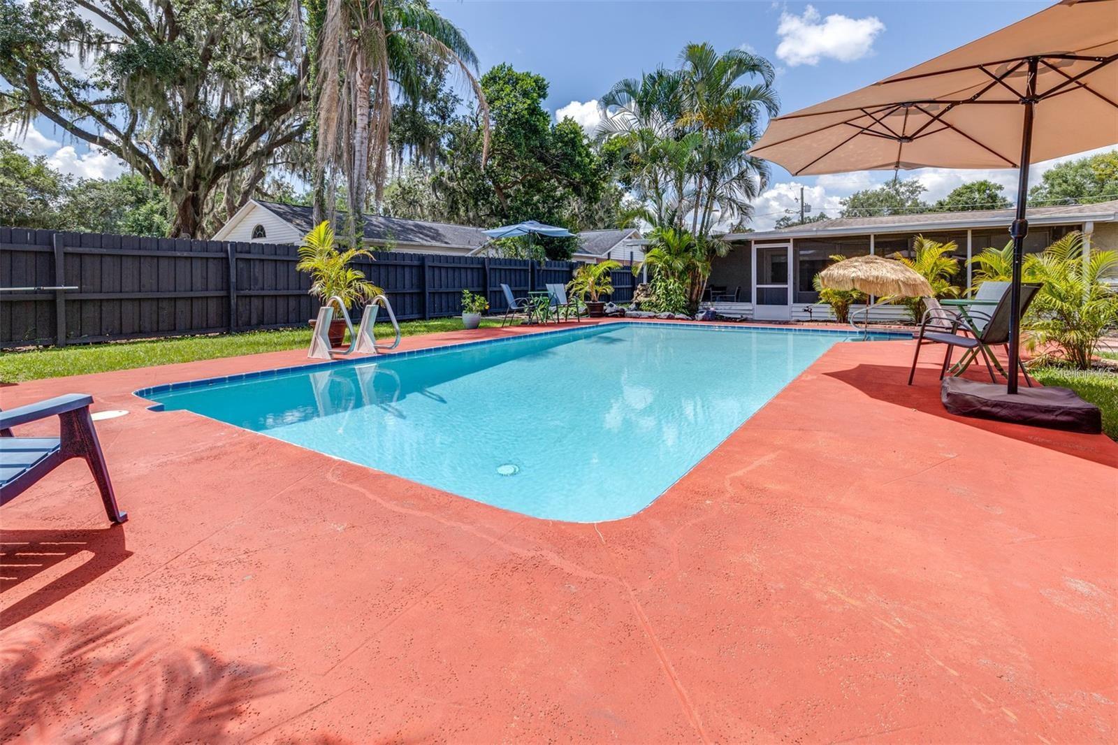 ELOISE WOODS LAKE ROY UNIT - Residential