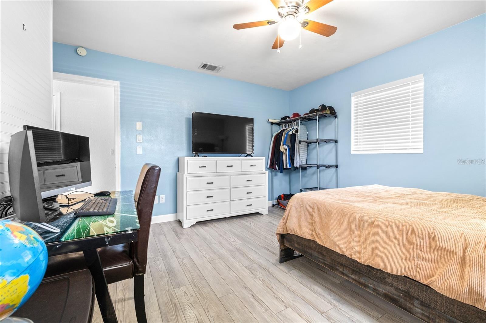 ELOISE WOODS LAKE ROY UNIT - Residential