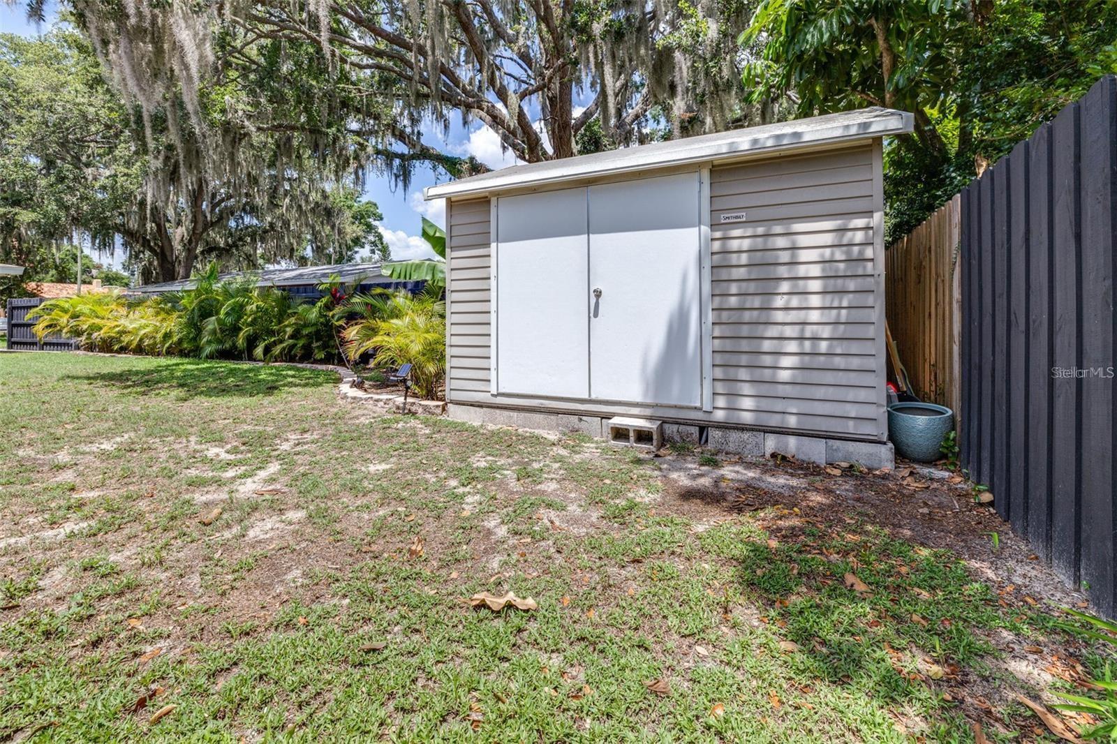 ELOISE WOODS LAKE ROY UNIT - Residential