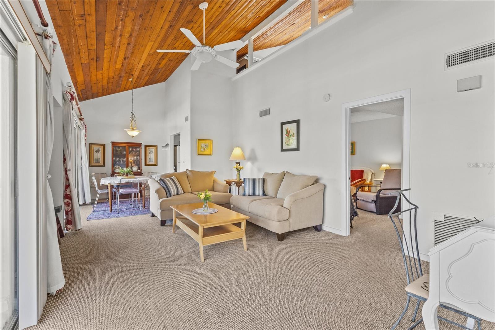 WILLOW GREEN - Residential