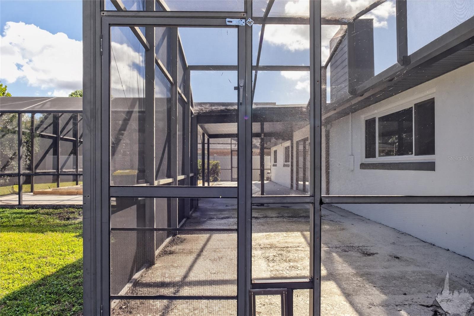 LAKE CONWAY SHORES - Residential