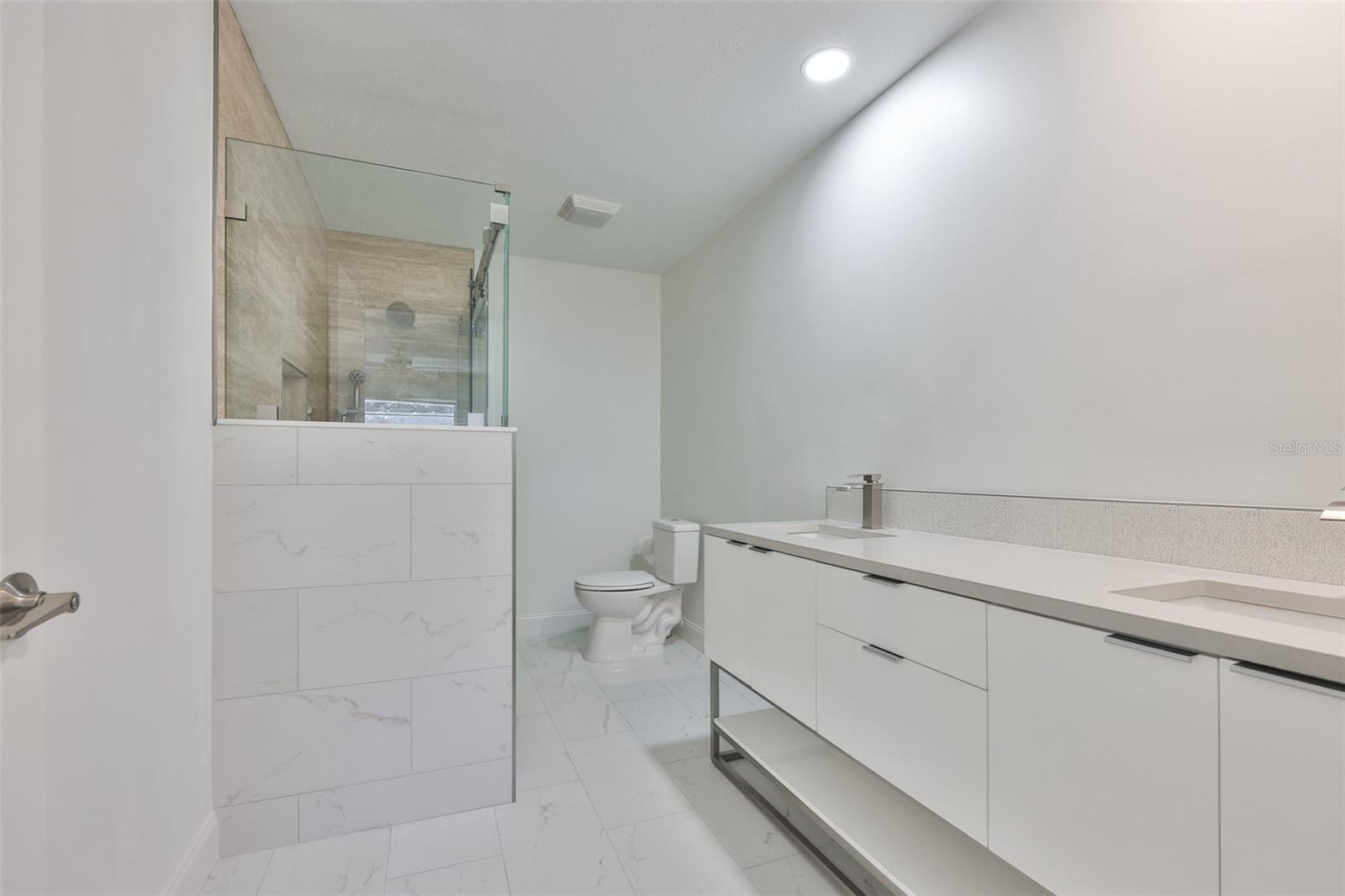 CLUB MANOR UNIT 38 B - Residential