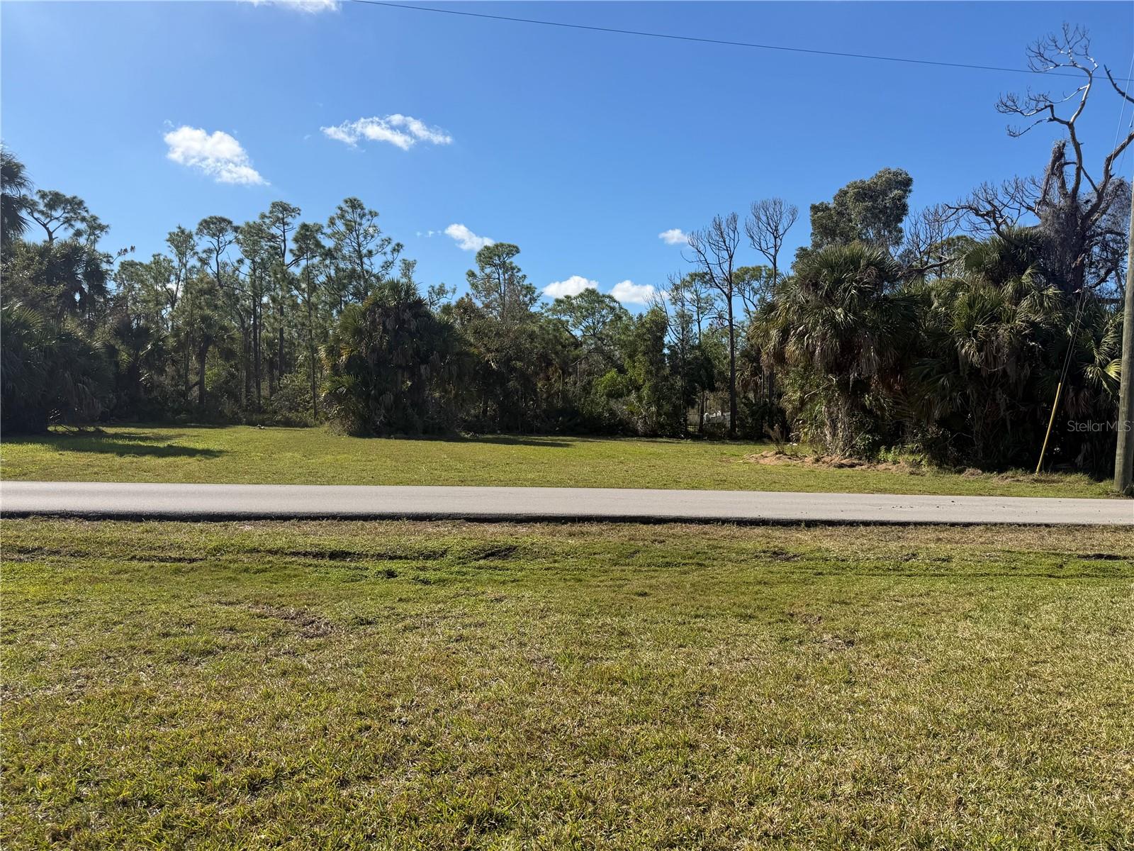 PIRATE HARBOR - Land