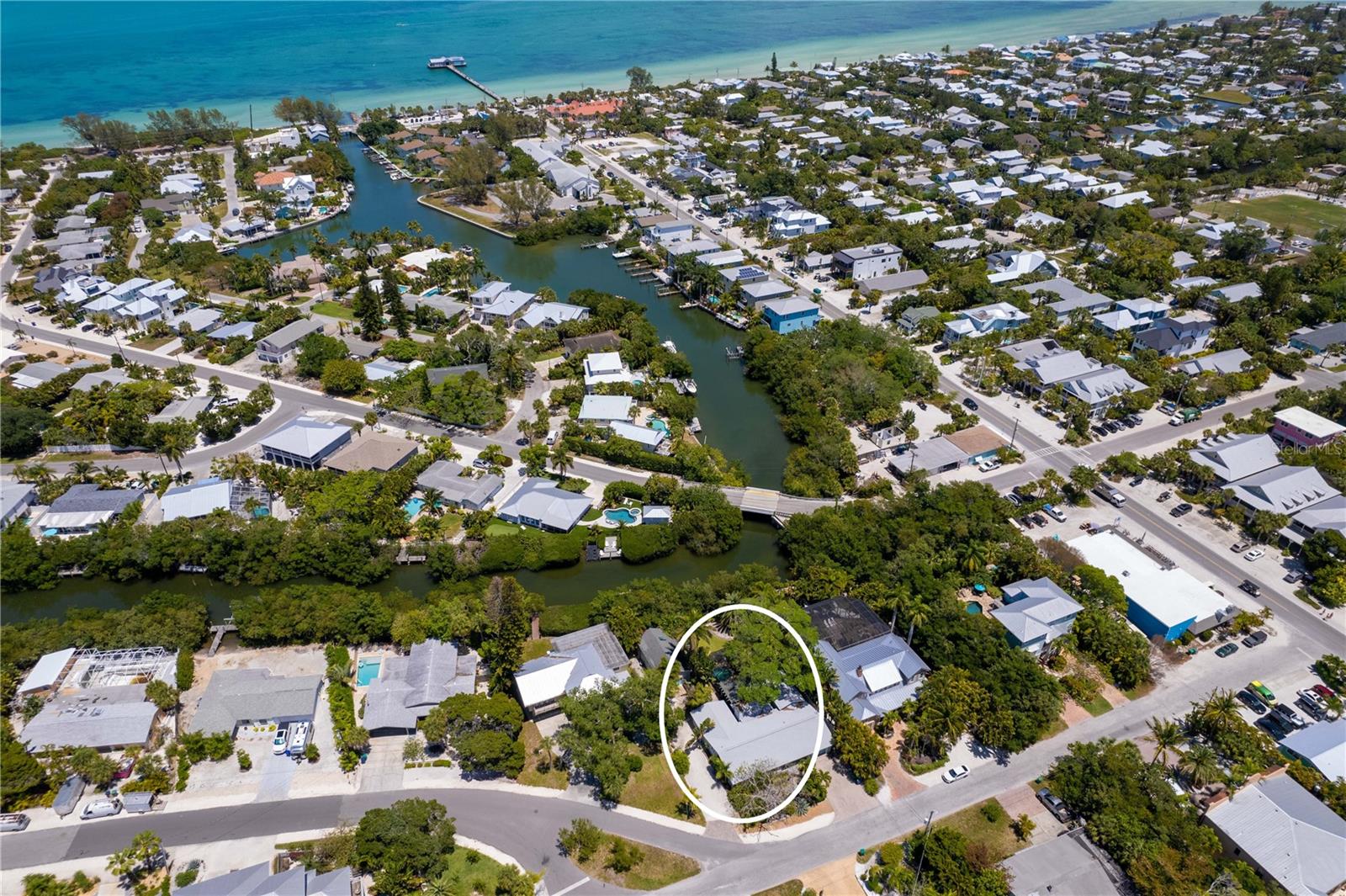 ISLAND CEDARS - Residential