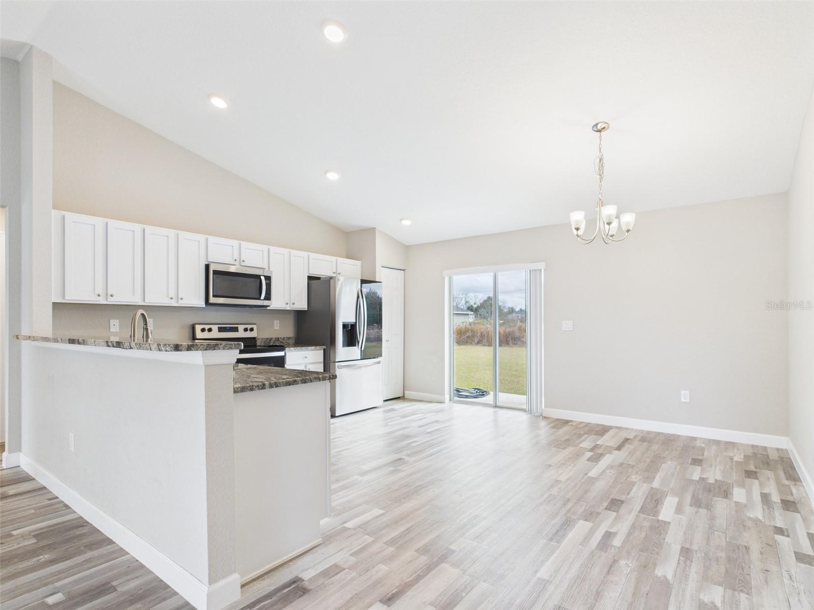 MARION OAKS UN 10 - Residential Lease