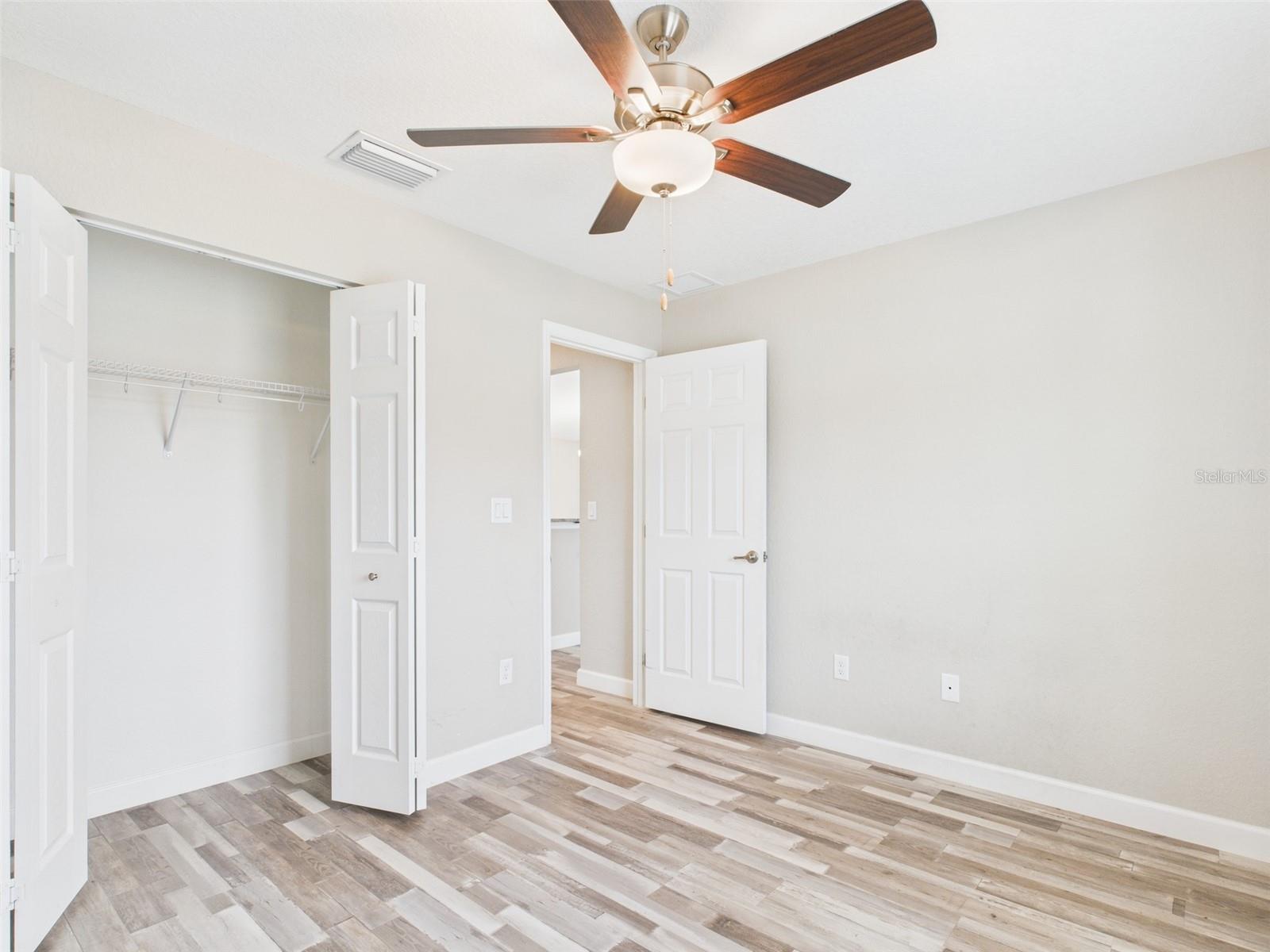 MARION OAKS UN 10 - Residential Lease