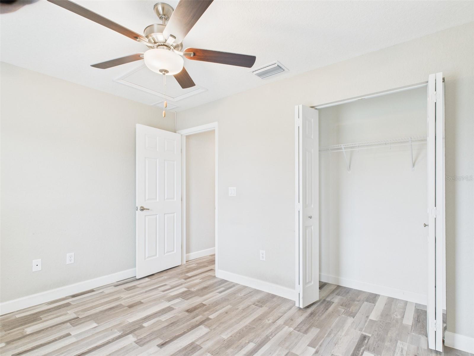 MARION OAKS UN 10 - Residential Lease