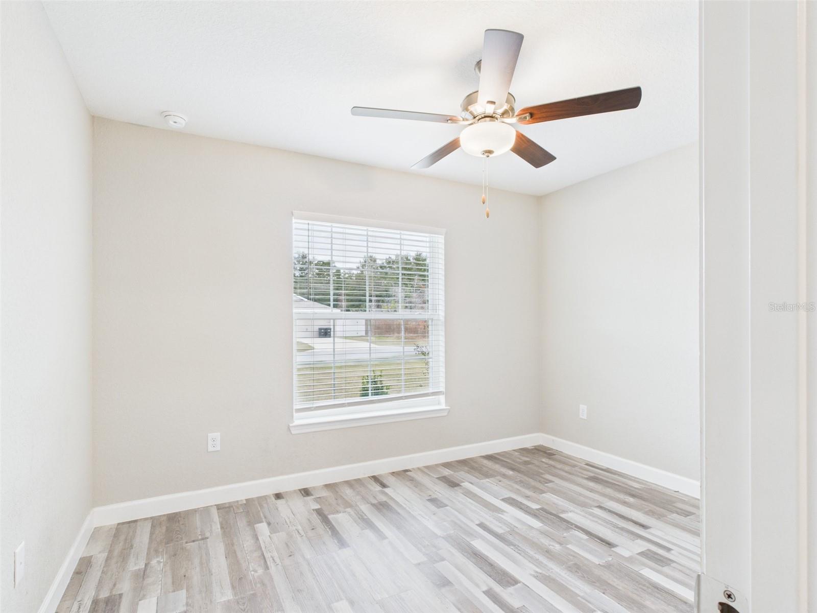 MARION OAKS UN 10 - Residential Lease