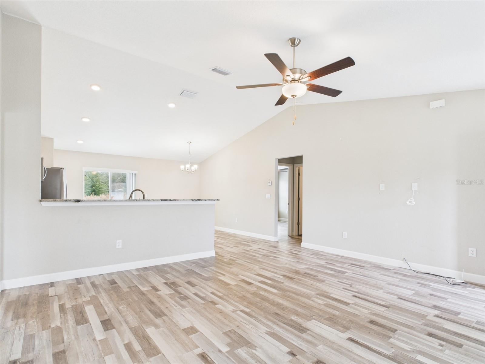 MARION OAKS UN 10 - Residential Lease