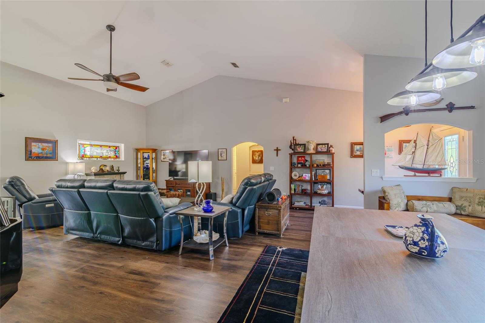 RAINBOW SPGS - Residential