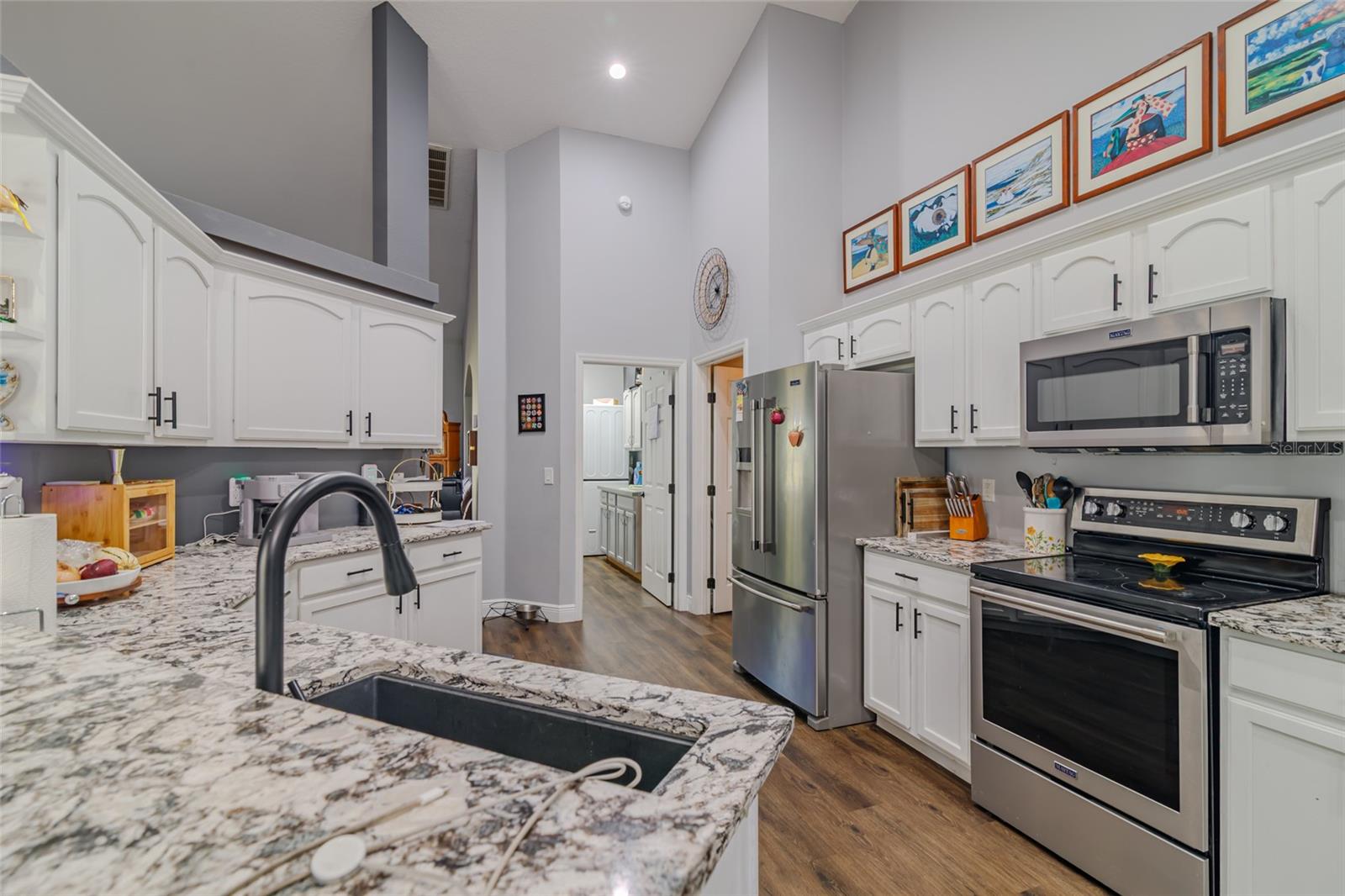 RAINBOW SPGS - Residential