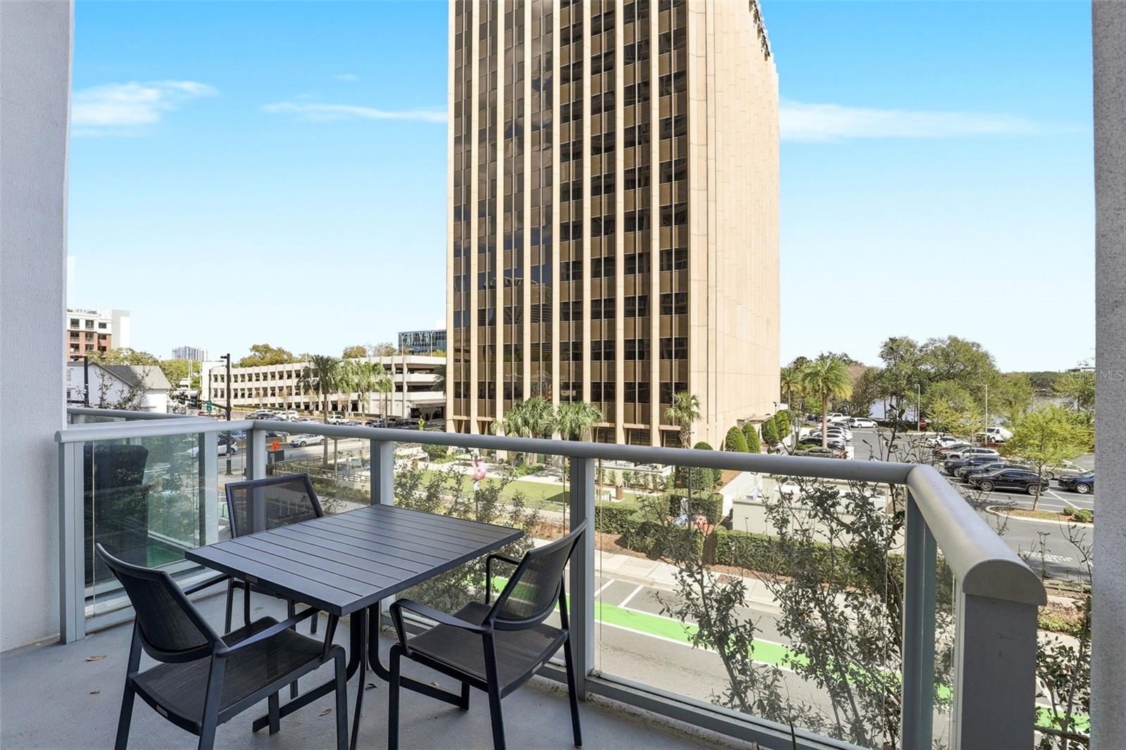 VUE/LK EOLA - Residential