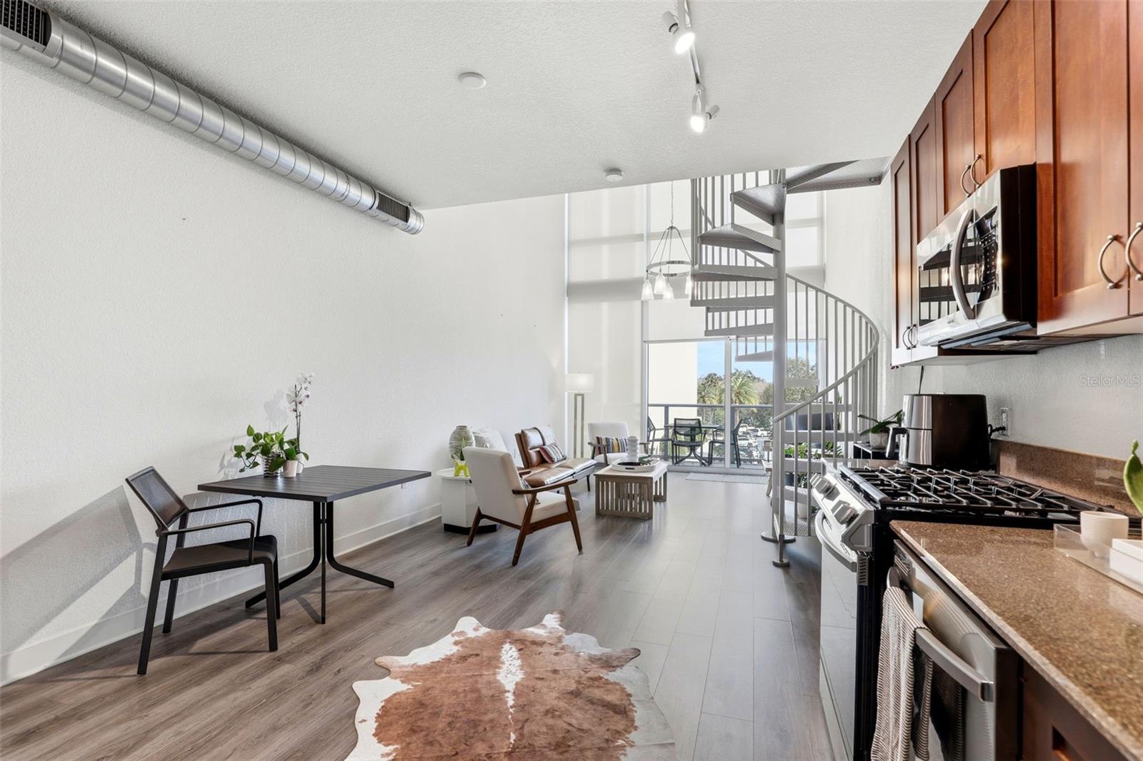 VUE/LK EOLA - Residential