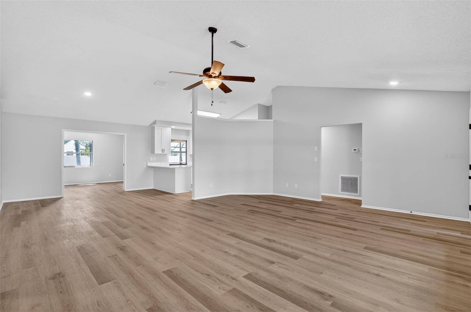 MANATEE OAKS II B - Residential