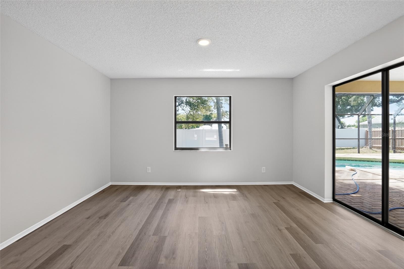 MANATEE OAKS II B - Residential