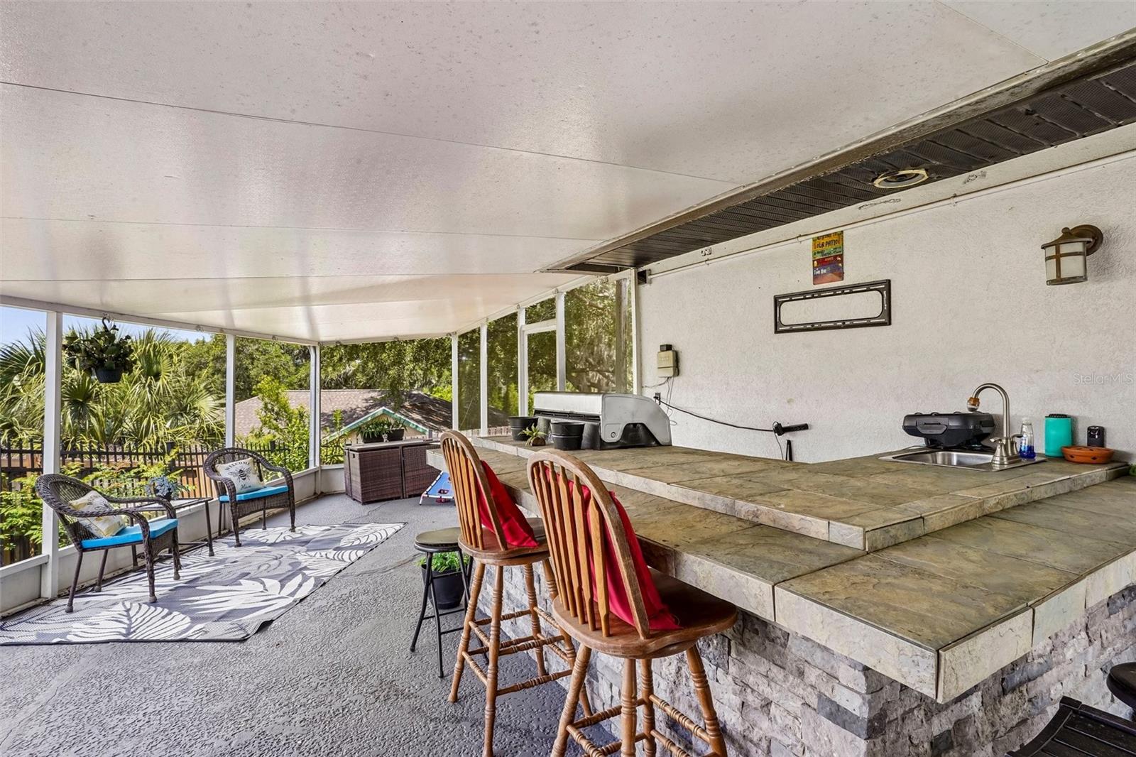 VALENCIA TERRACE - Residential