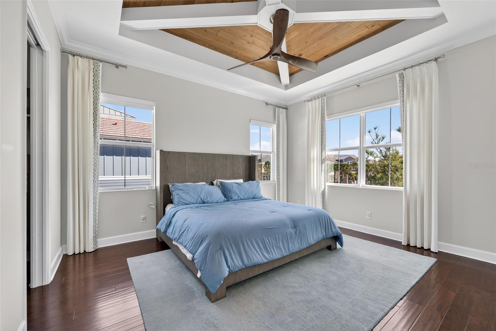 MANGROVE WALK II ON HARBOUR ISLE 9&10 - Residential