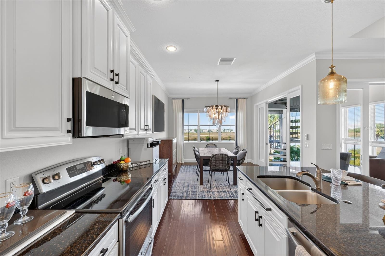 MANGROVE WALK II ON HARBOUR ISLE 9&10 - Residential